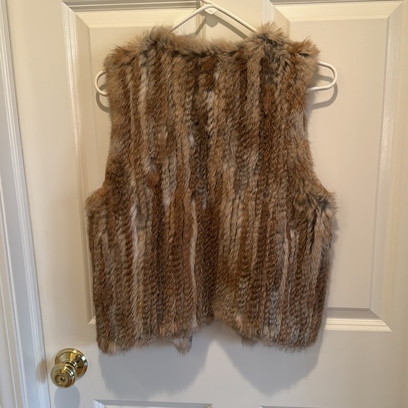 Rabbit fur vest - Picture 2 of 4